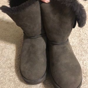 Ugh boots great condition. Worn one time